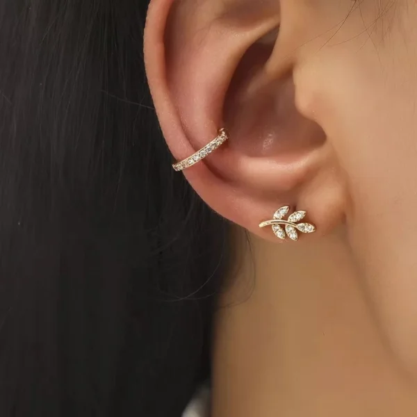 Boucles d'Oreilles Feuille et Strass