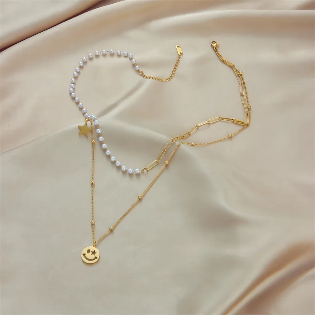 Collier Double Rang - Perles & Smiley Doré 🌟 – Image 4