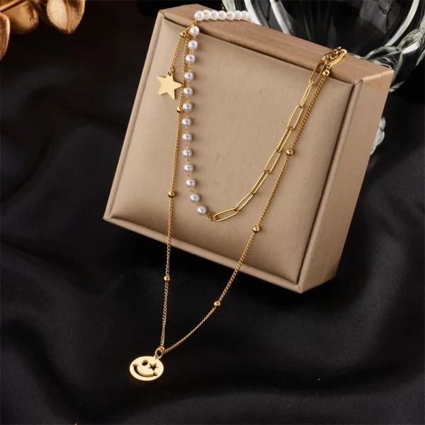 Collier Double Rang - Perles & Smiley Doré 🌟