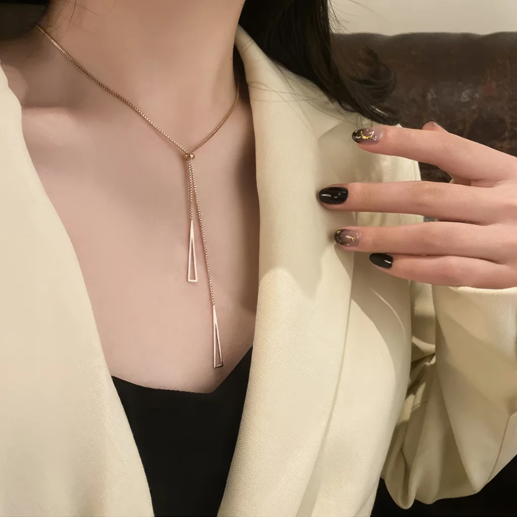 Collier Double Pendentif Triangle