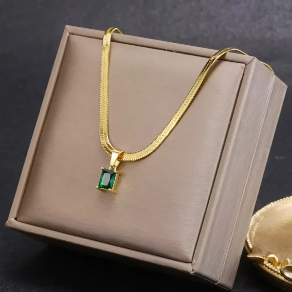 Collier Pendentif Pierre Rectangulaire ✨