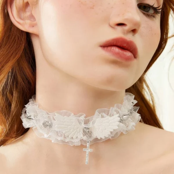 Collier Ras-de-Cou Dentelle - Ailes d’Ange